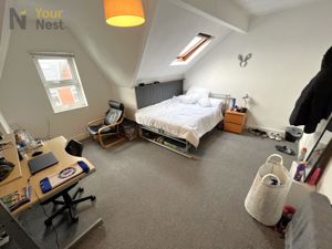 Photo 9- click for photo gallery